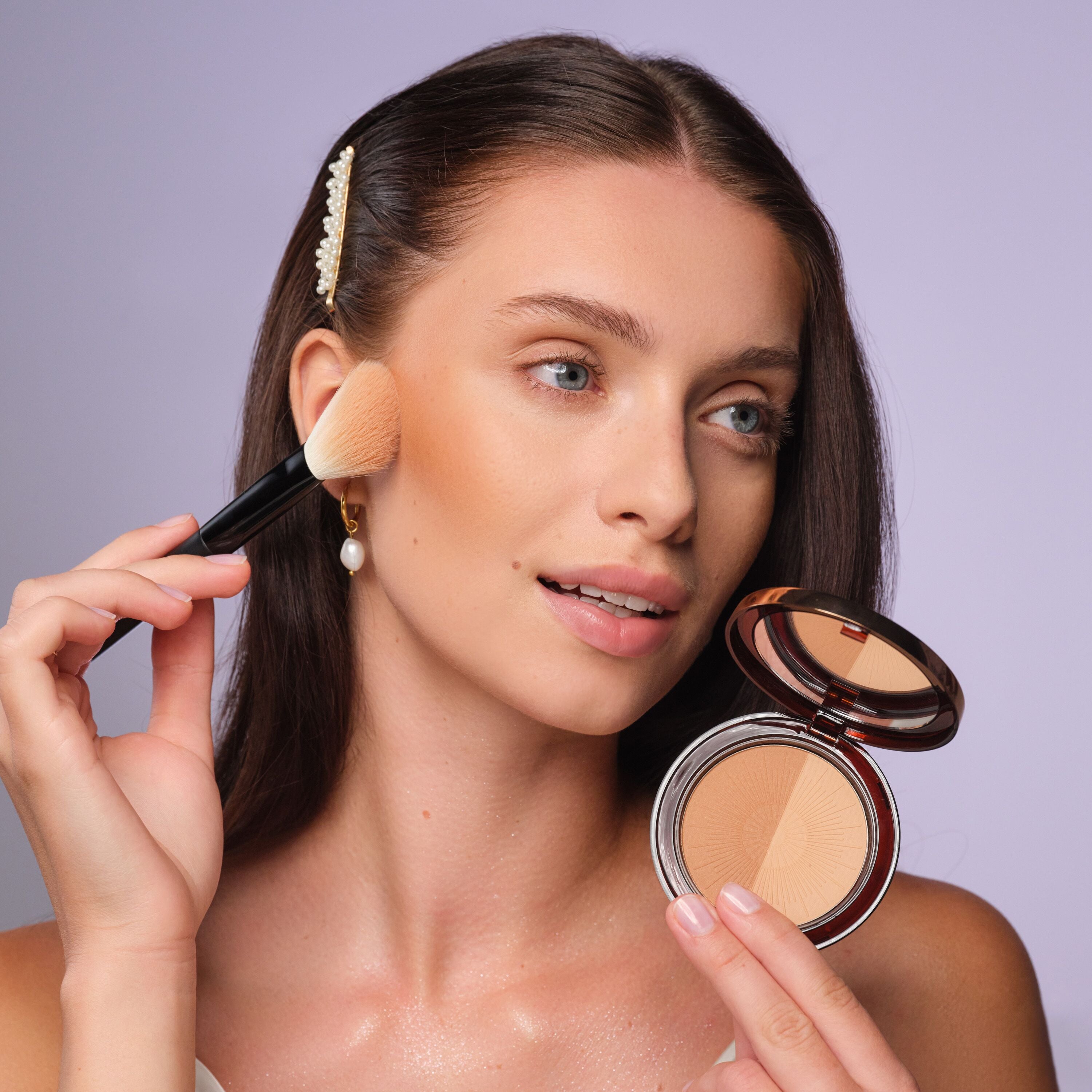 Bronzing Powder Compact Long Lasting